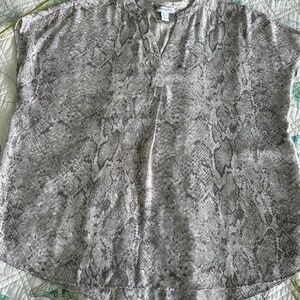 Snake print top